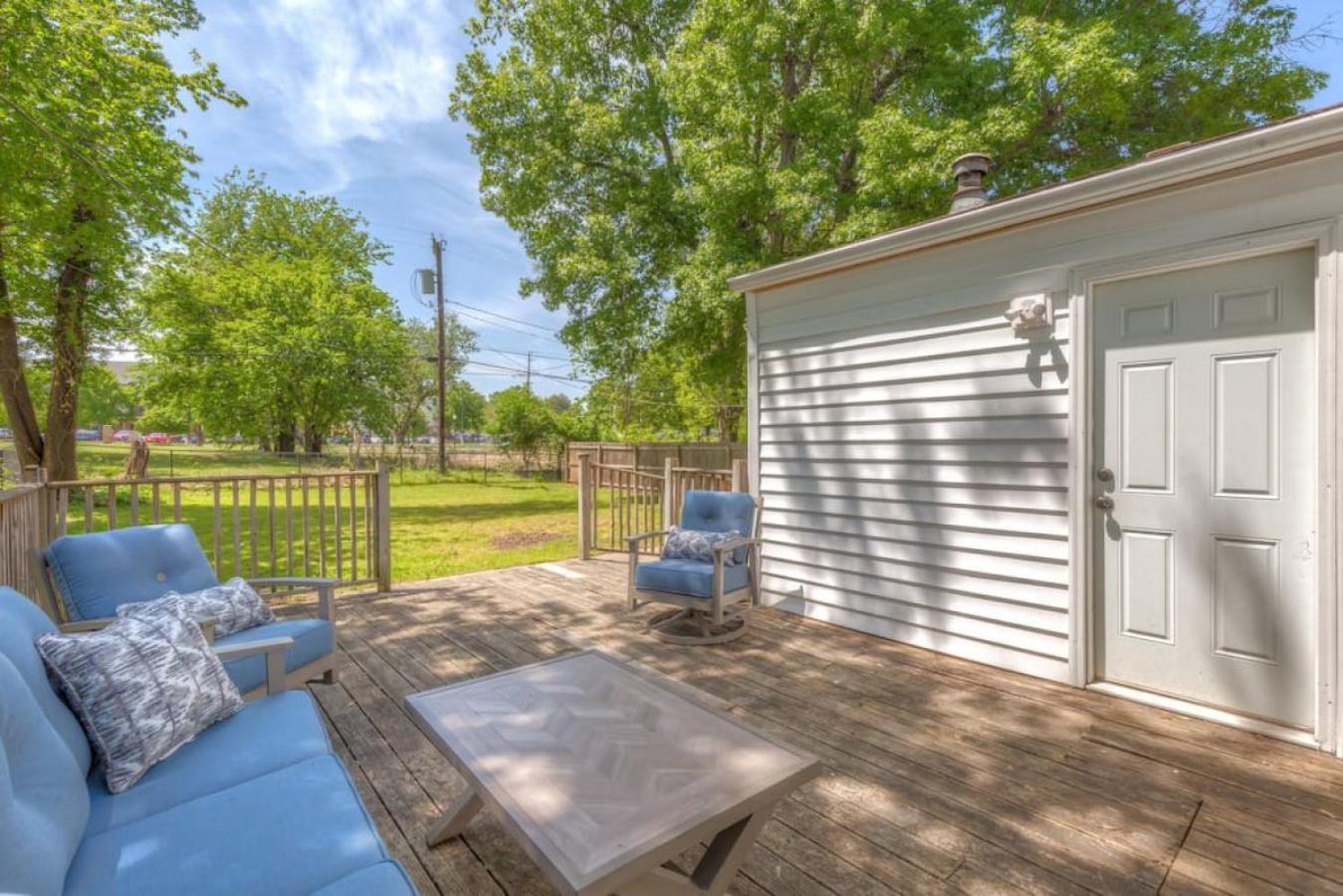 Trendy In Tulsa Villa Exterior photo